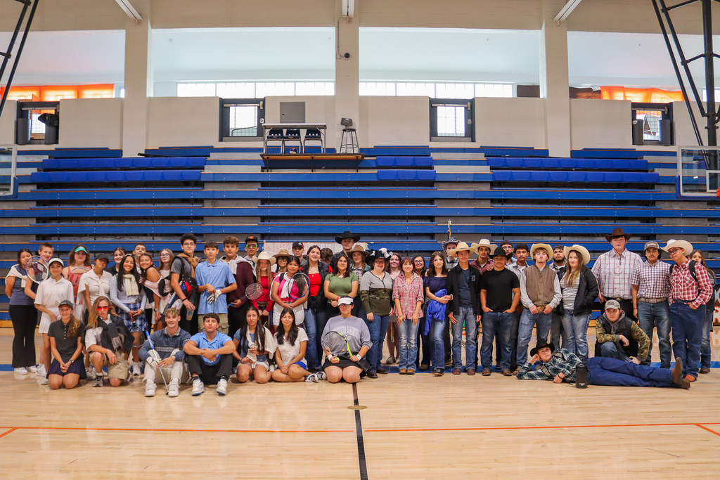 UHS Country vs. Country Club Dress-Up Group Photo